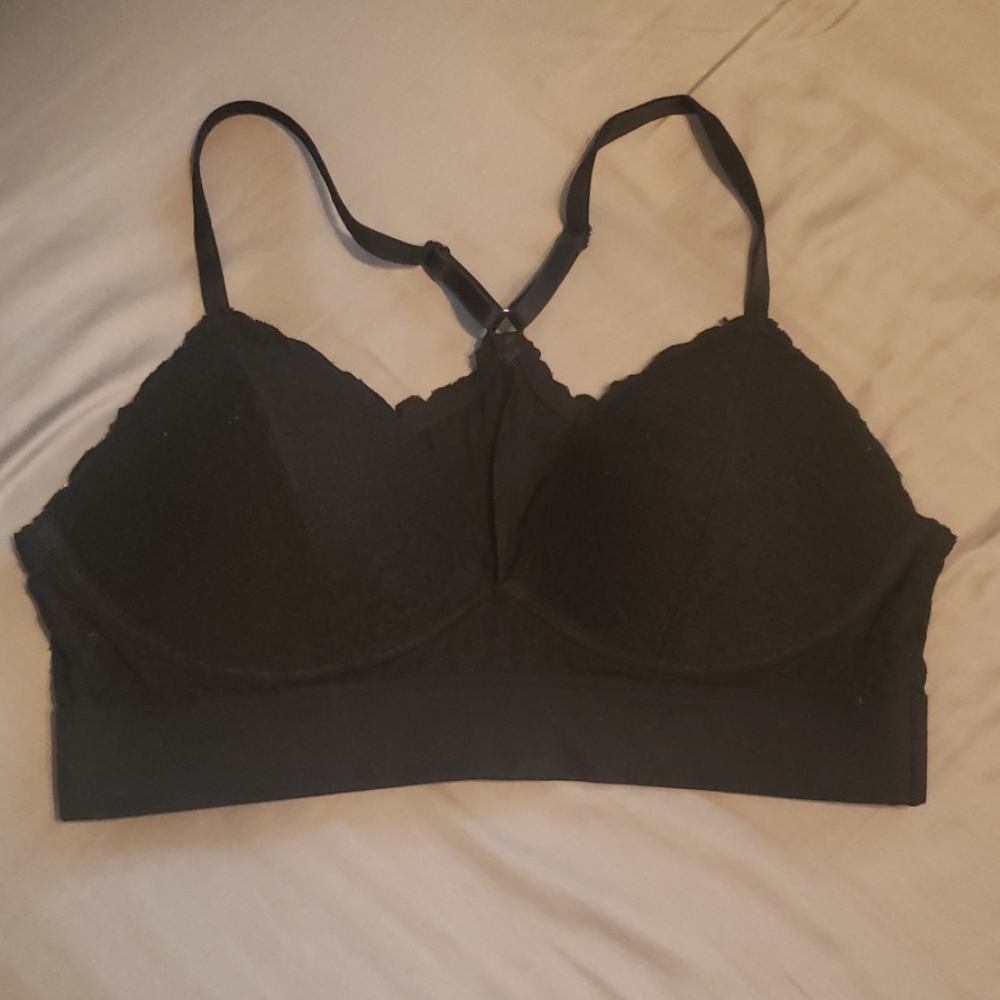 Victoria's secret black bralette size large